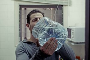 5 znaků dehydratace. Jak poznáte, že vašemu tělu chybí voda?